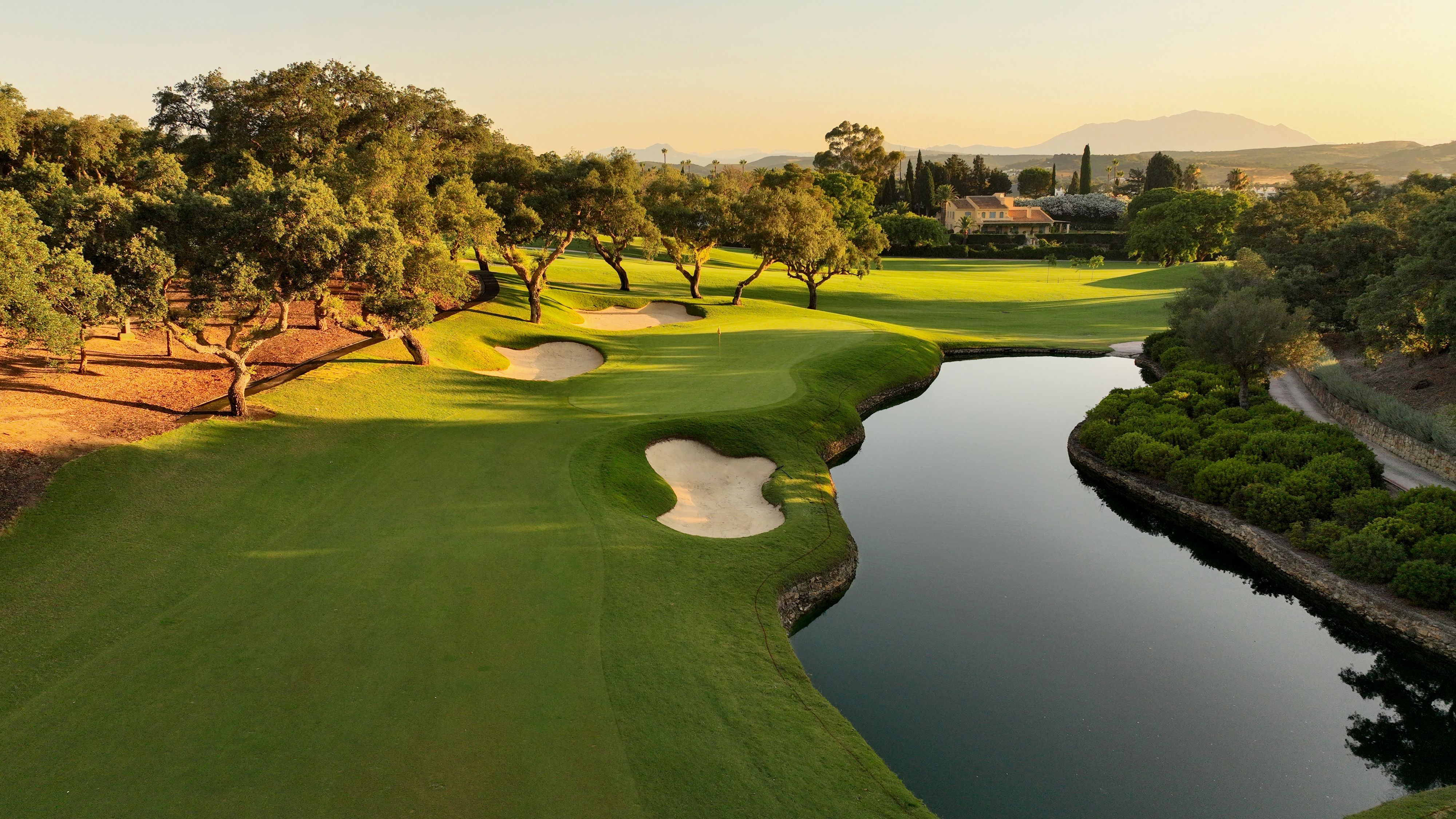 El Real Club de Golf Sotogrande acogerá en octubre el Estrella Damm N.A. Andalucía Masters El Real Club de Golf Sotogrande acogerá en octubre el Estrella Damm N.A. Andalucía Masters