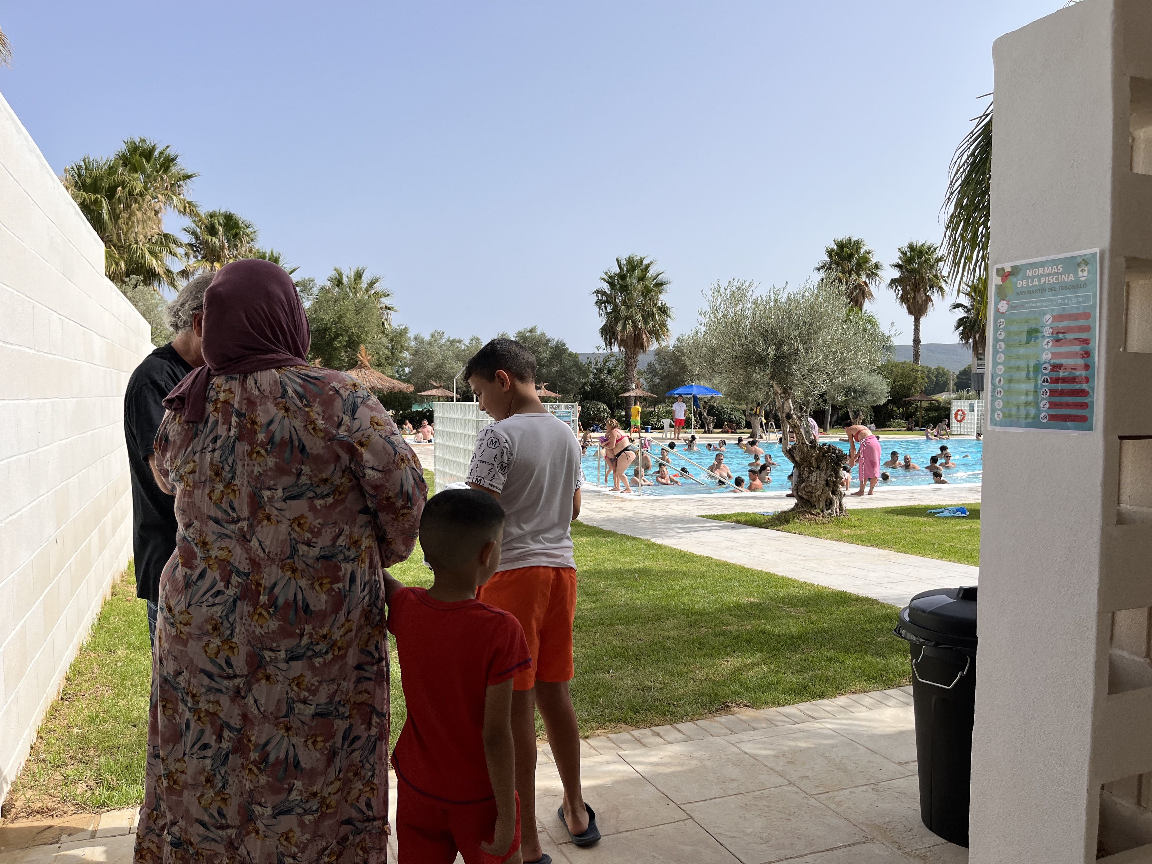 El primer día de la piscina de Tesorillo, en imágenes 