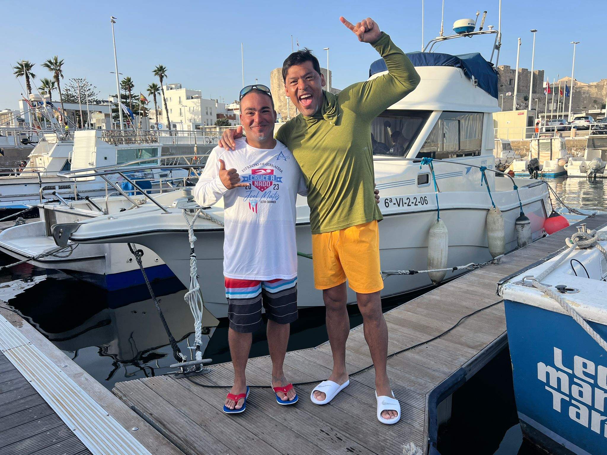 Un mexicano y un puertorriqueño hacen historia en los cruces a nado del Estrecho
