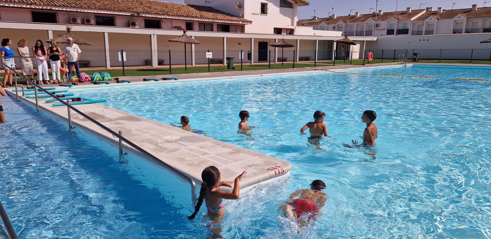 270 menores disfrutan de los servicios del campamento municipal de verano en Castellar.
