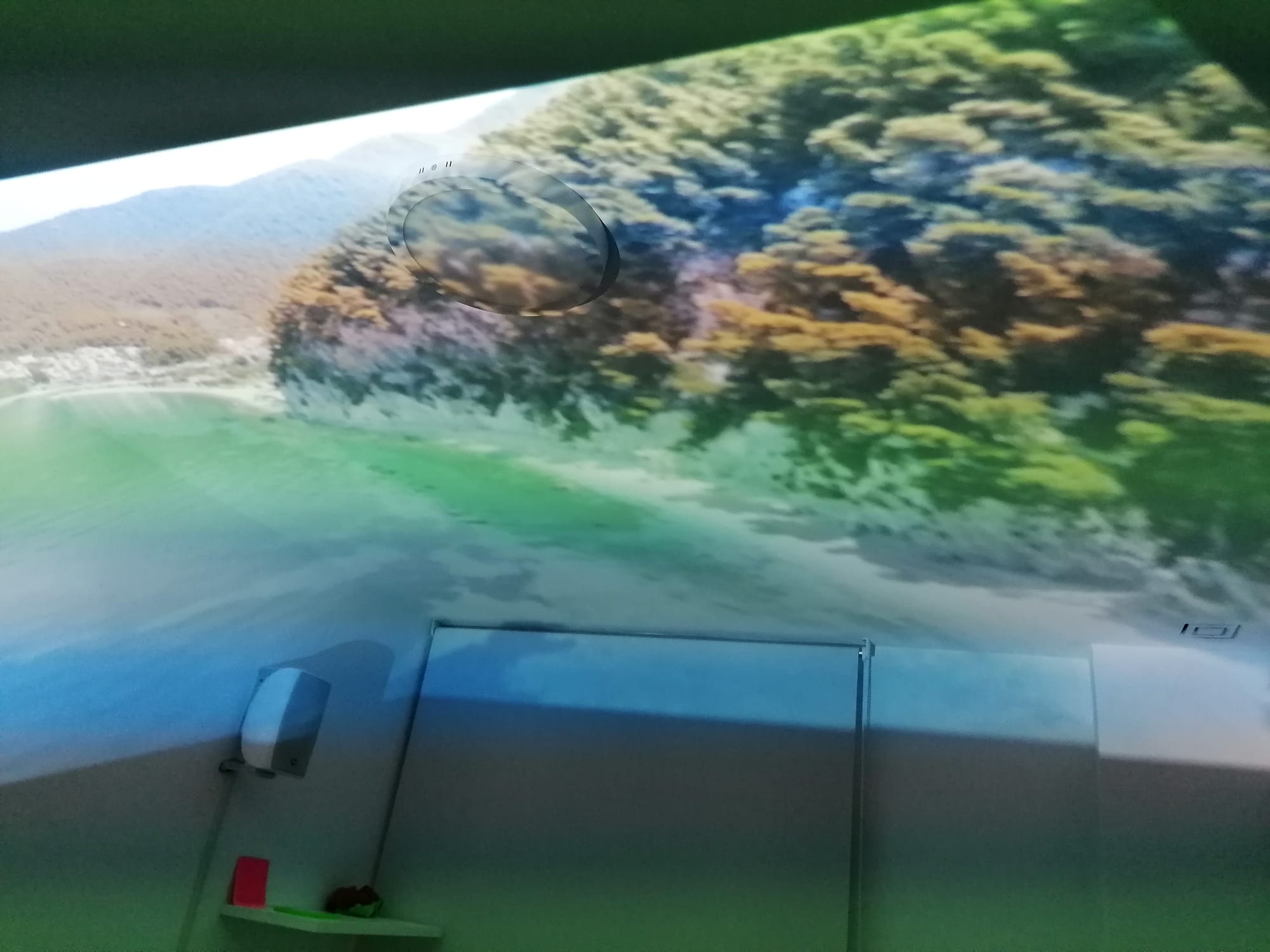 Un proyección en la sala sensorial de la Fundación Ramón Díaz de Bustamante. 