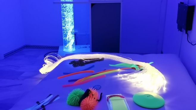 Objetos que forman parte de la sala sensorial de la Fundación Ramón Díaz de Bustamante. Objetos que forman parte de la sala sensorial de la Fundación Ramón Díaz de Bustamante.