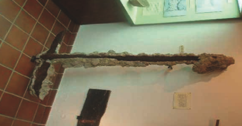 Un ancla de tradición bizantina de la colección del Museo Municipal de Algeciras. Lámina 7.Ancla del Museo Muicipal de Algeciras. Imagen de Raúl González Gallero. Foto: IECG.