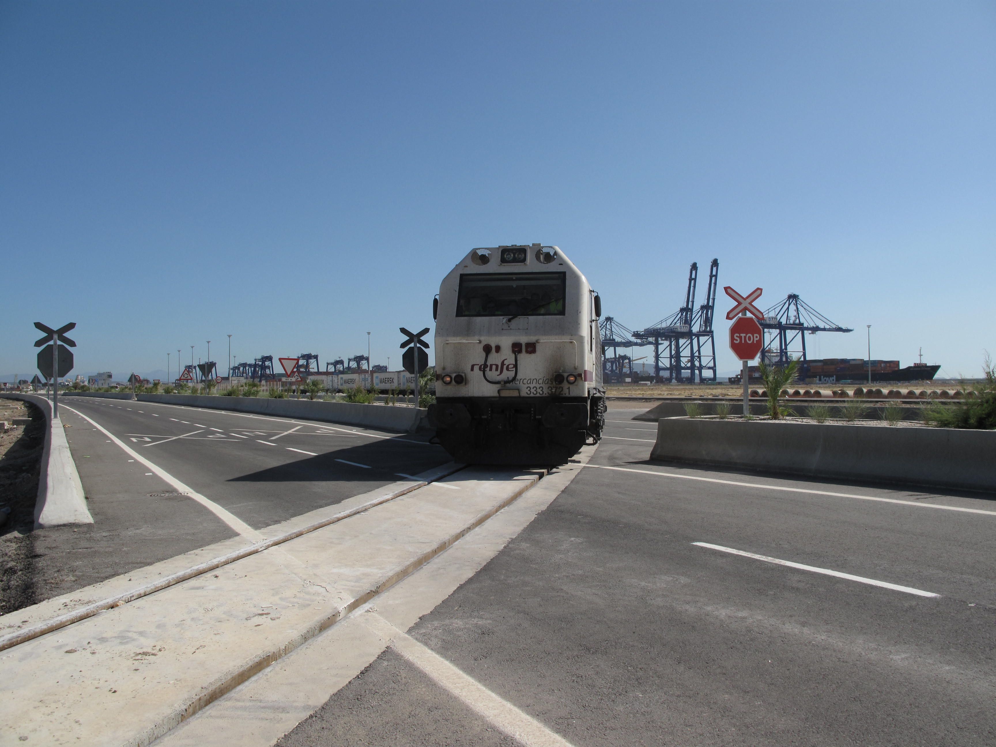 La APBA actualizará la señalización de las intersecciones especiales en el recinto portuario