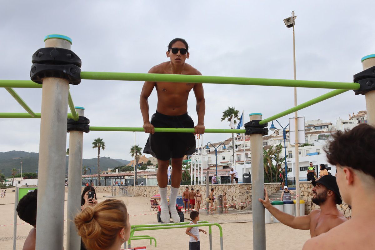 El arenal de Geteras será el sábado un gran campo de entrenamiento con la 'CrossFit Algeciras Beach'