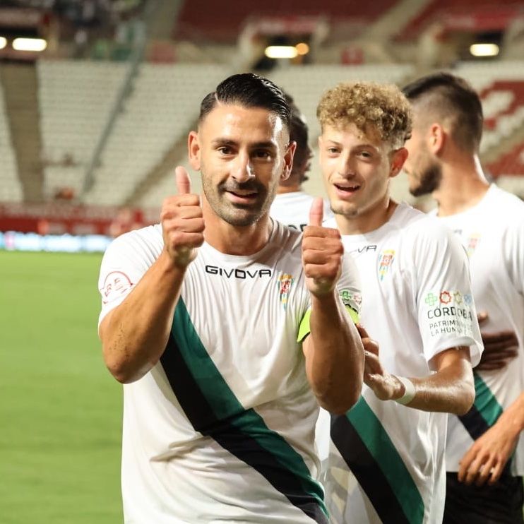 Kike Márquez festeja el 1-3 del Córdoba Cf de Iván Ania en Murcia/Foto: CordobaCF