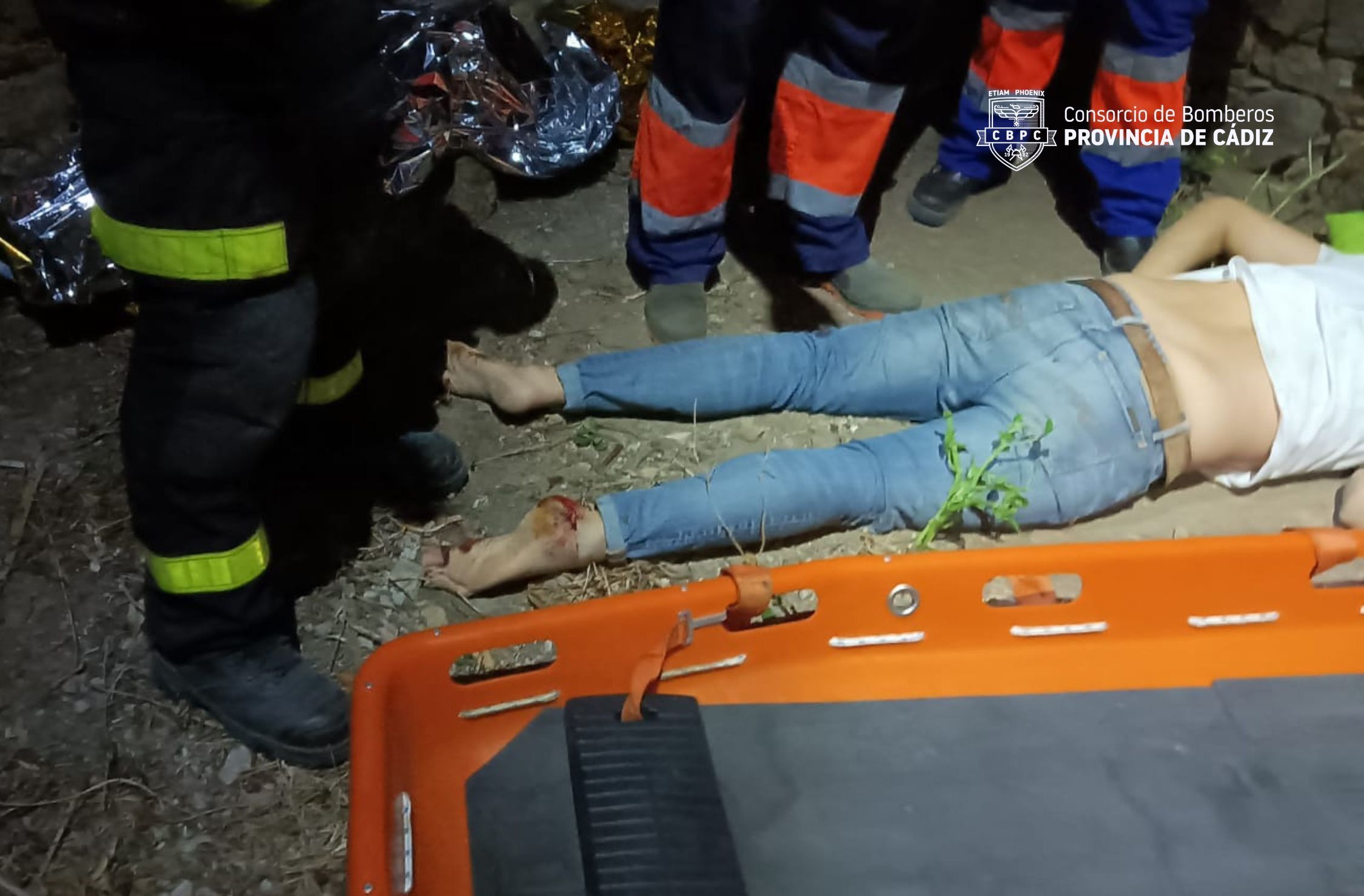 Rescatan a un hombre en Castellar tras caer desde un balcón a una altura de 10 metros