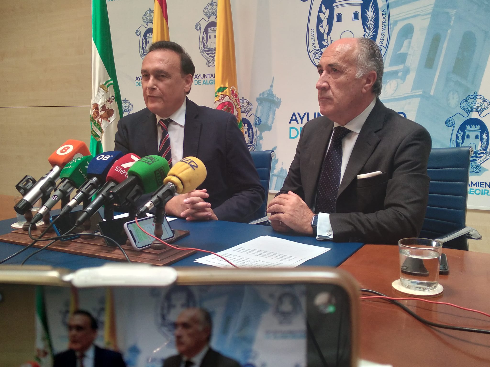 Villamandos y Landaluce, durante la rueda de prensa.