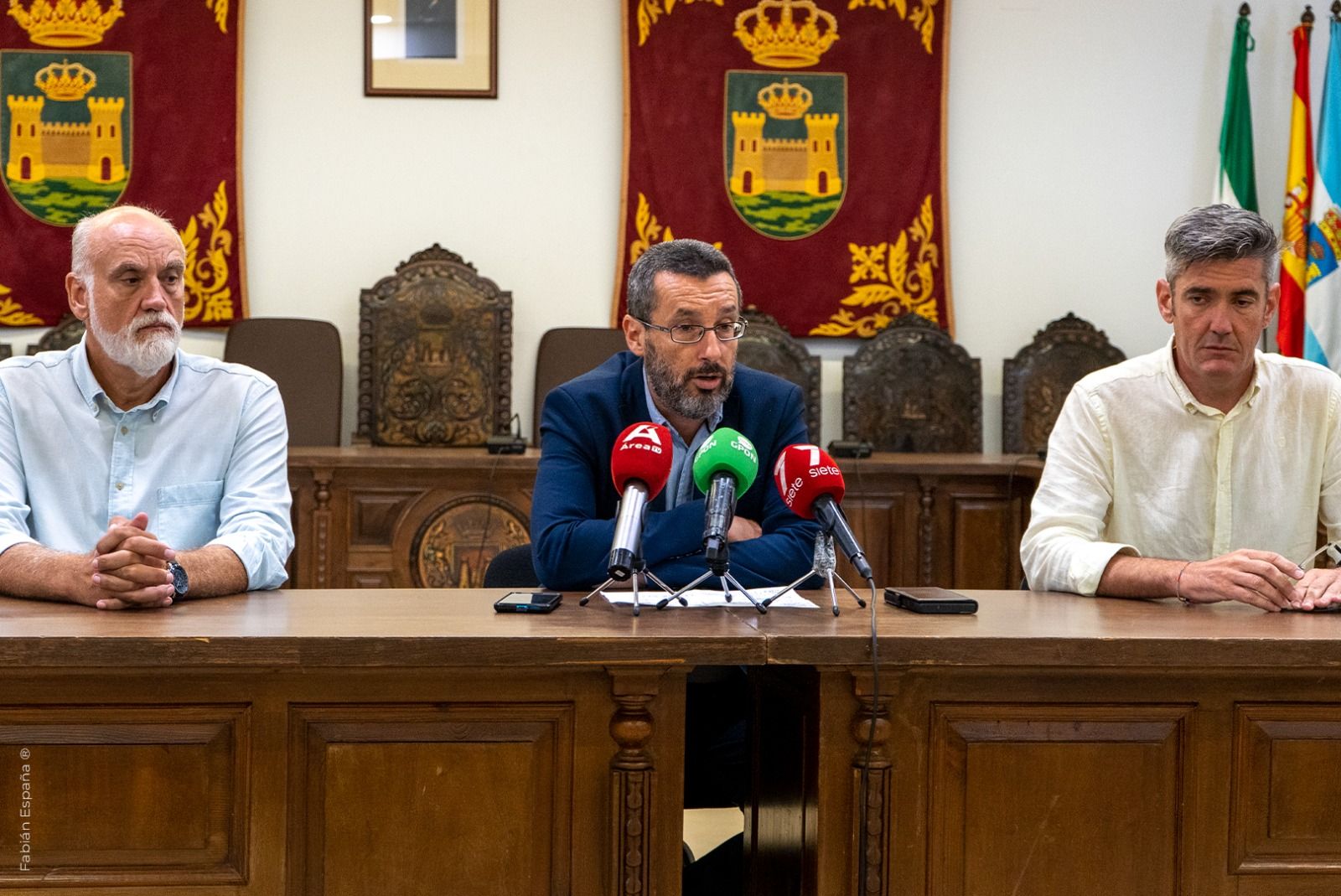 Un momento de la rueda de prensa.