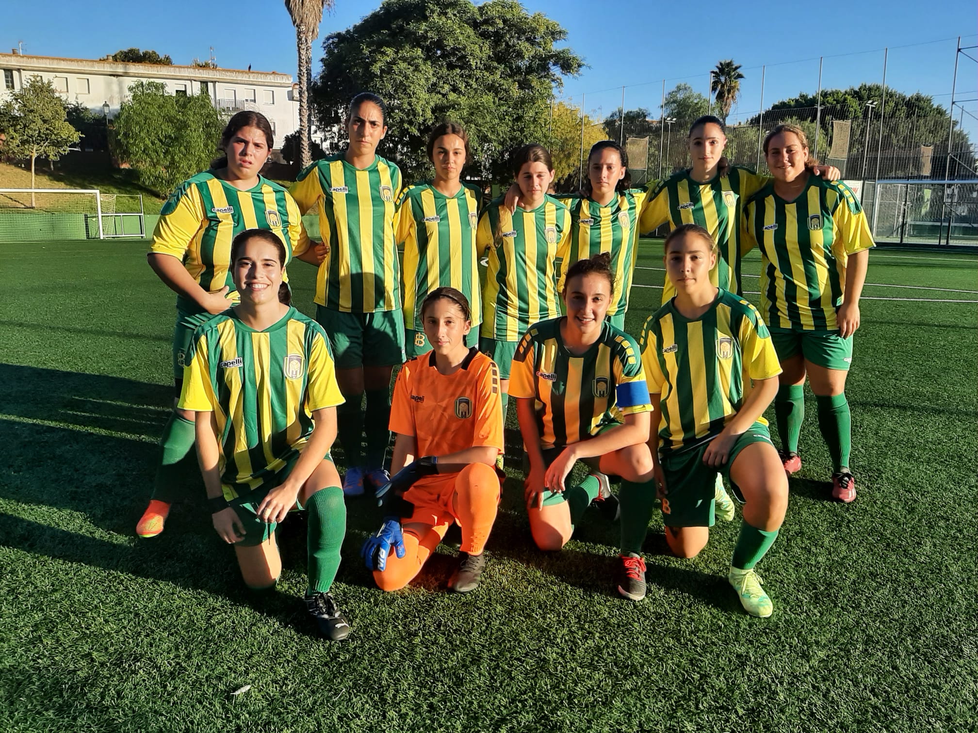 El equipo femenino de la UD Los Barrios