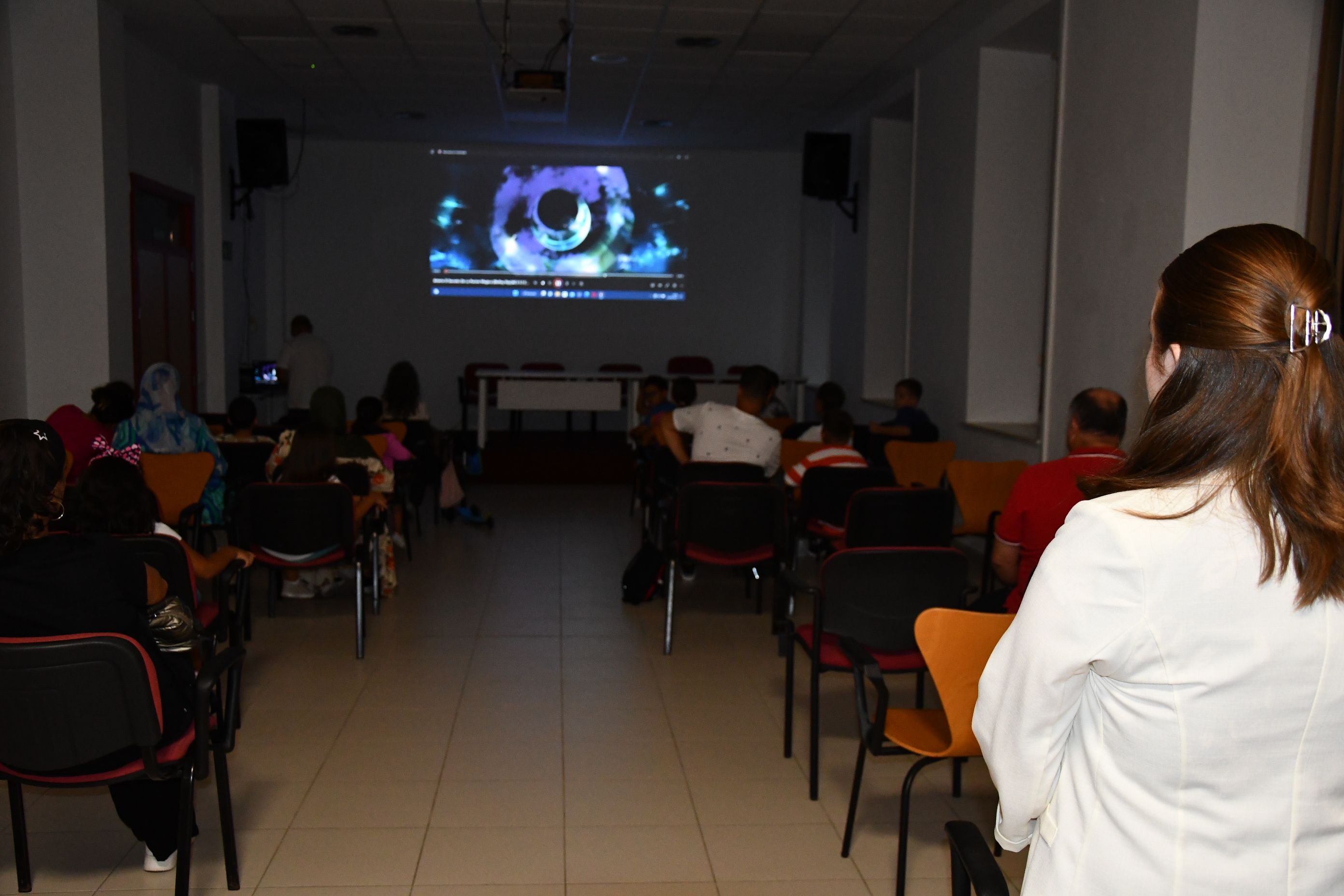 Buena asistencia al Ciclo de Cine en las Bibliotecas que vuelve tras el verano.