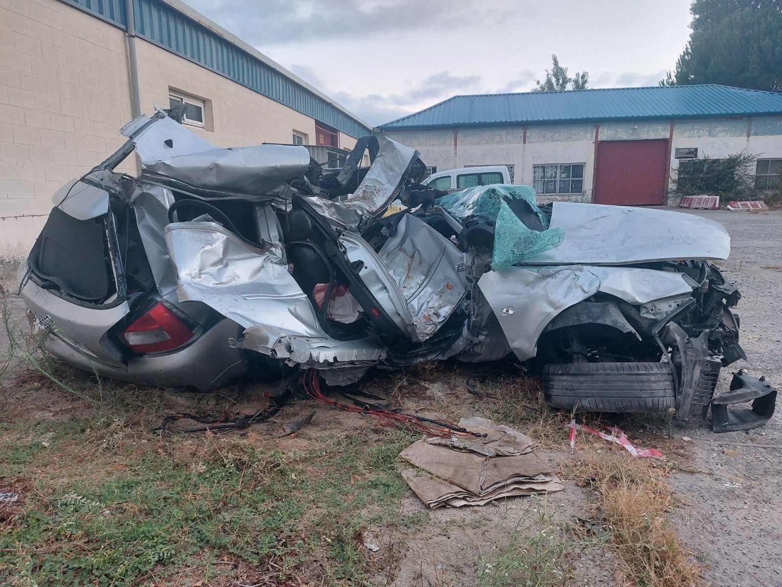 Estado del coche tras el accidente mortal del Cortijo Real.