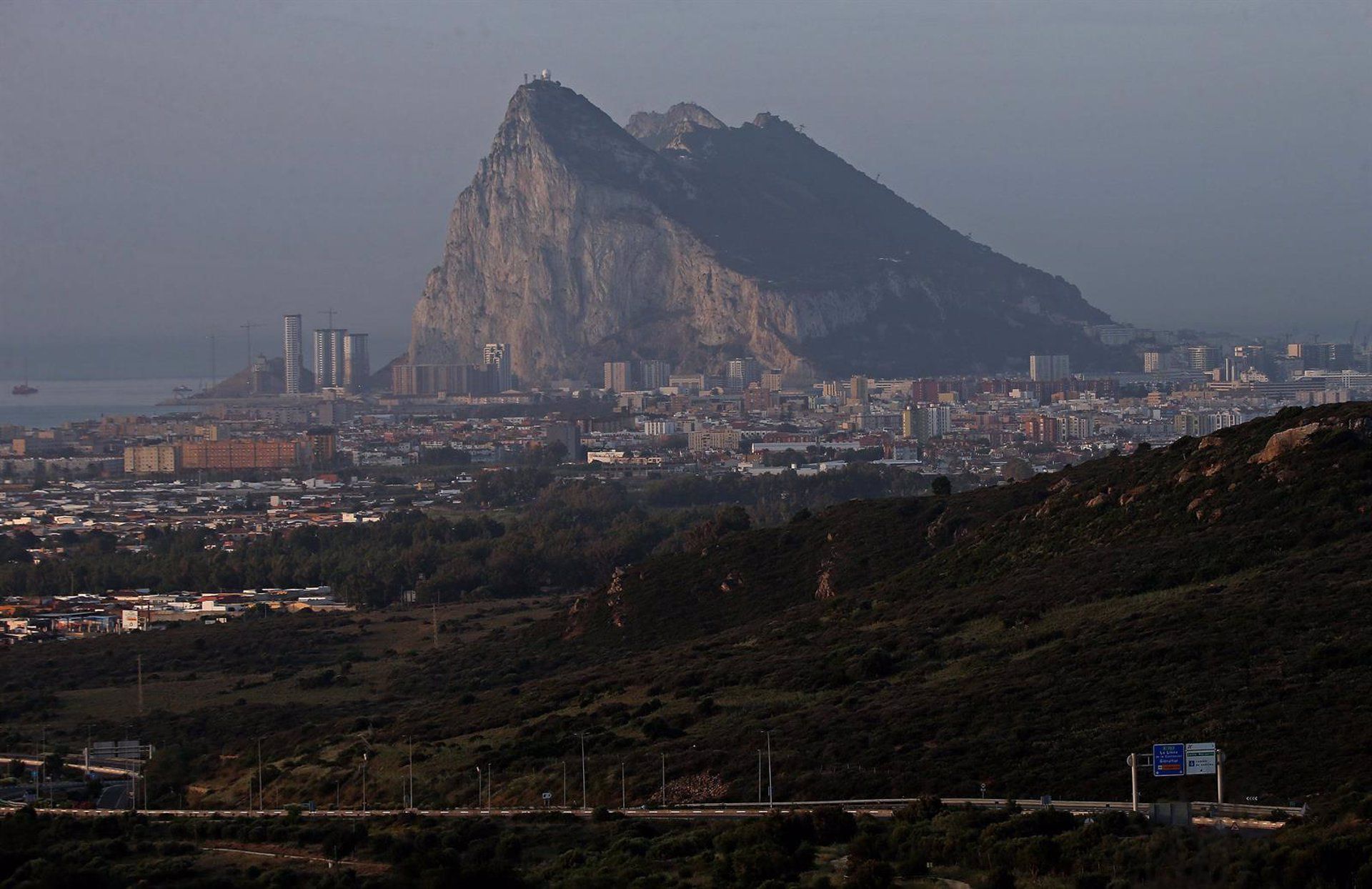 La Junta califica de “error” las declaraciones de Vox sobre las aguas territoriales en el Campo de Gibraltar. FOTO: Nono Rico - Archivo