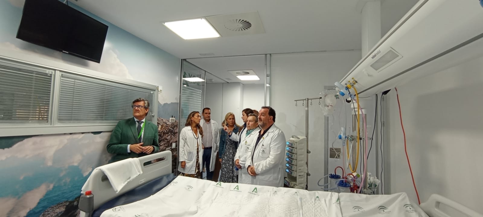 Visita a un BOX del Hospital de La Línea.