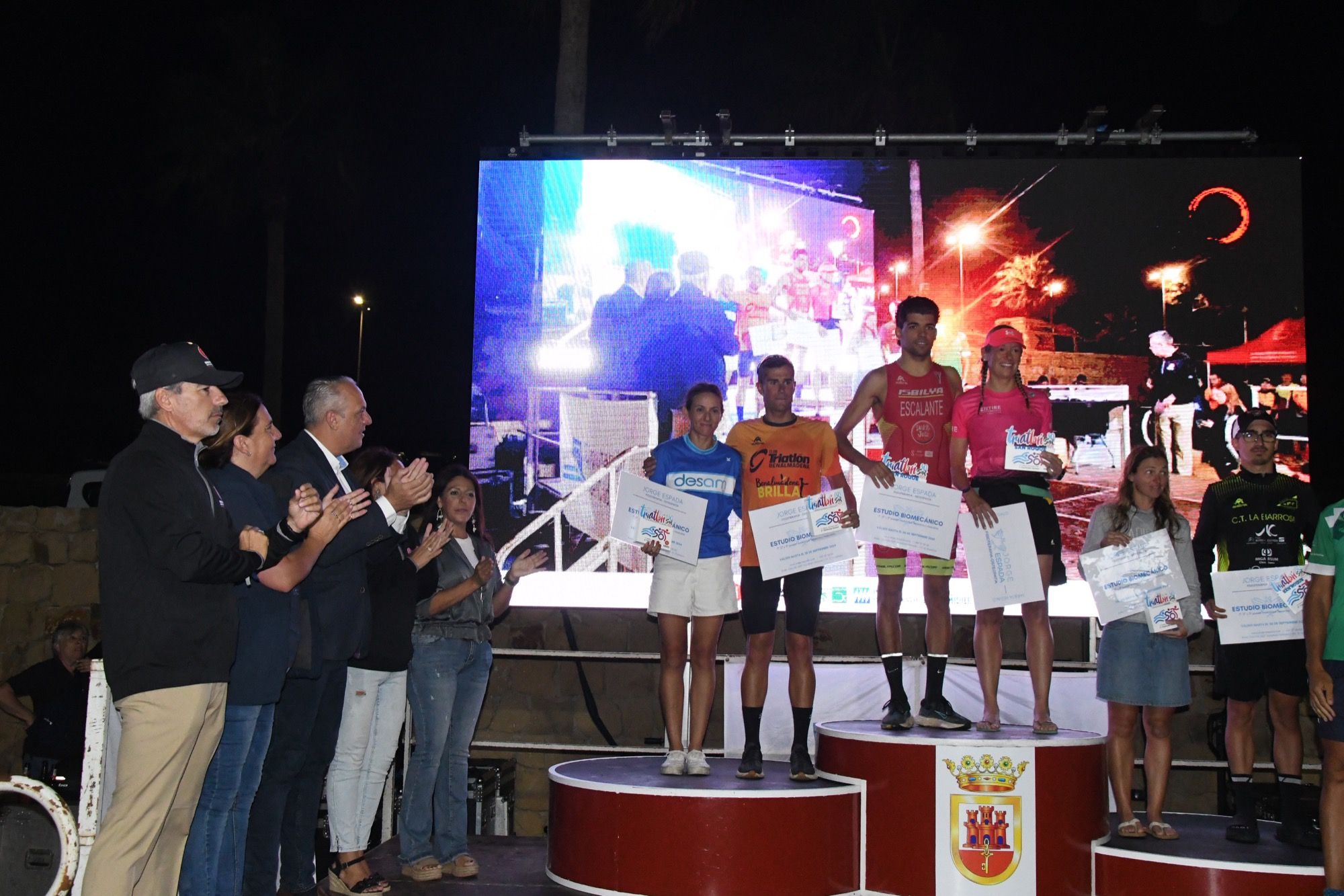Escalante y Bennett ganan el IX Triatlón San Roque 2023