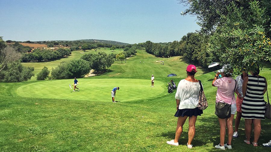 El conjunto A del CG La Cañada, campeón del Andaluz Interclubs Infantil y Cadete