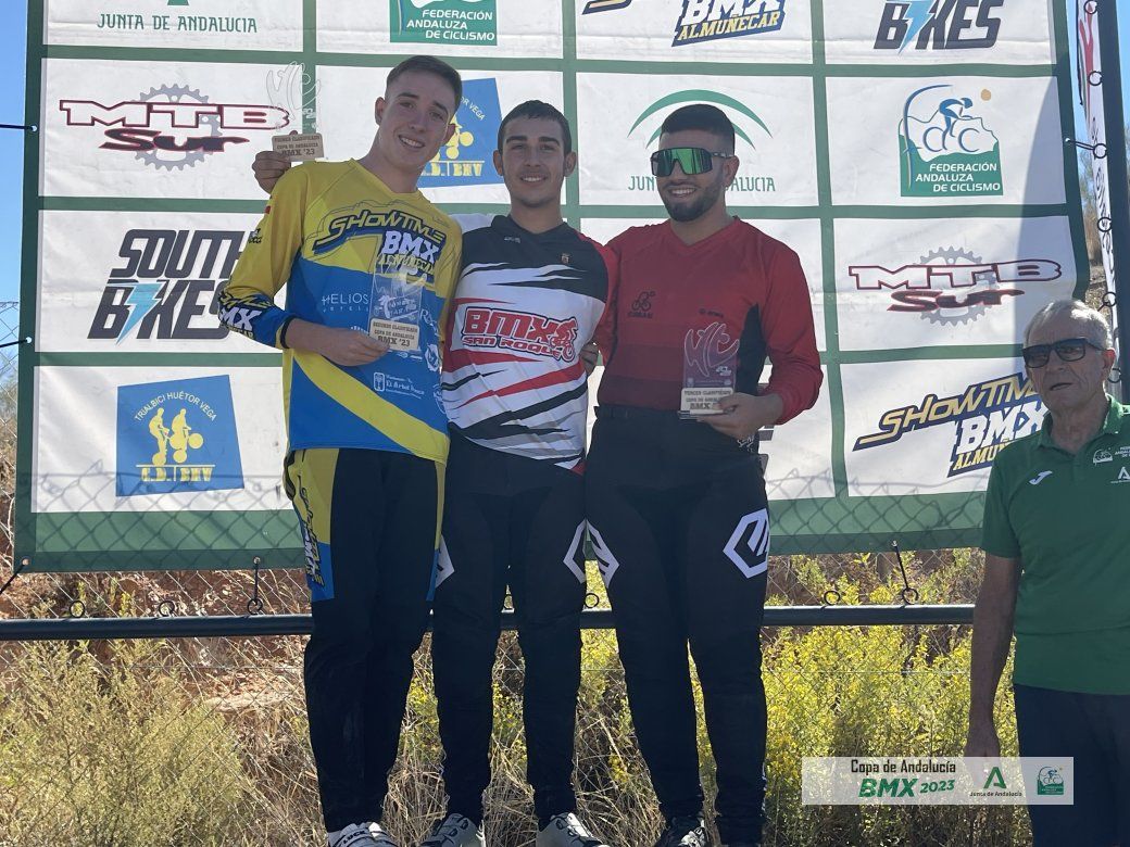Luis Miguel Vargas, del BMX San Roque, campeón en la cita de Huétor Vega de la Copa de Andalucía