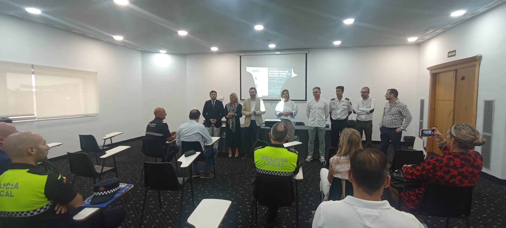 Salud impulsa formación de prevención del suicidio para agentes de Policía Local de La Línea. 