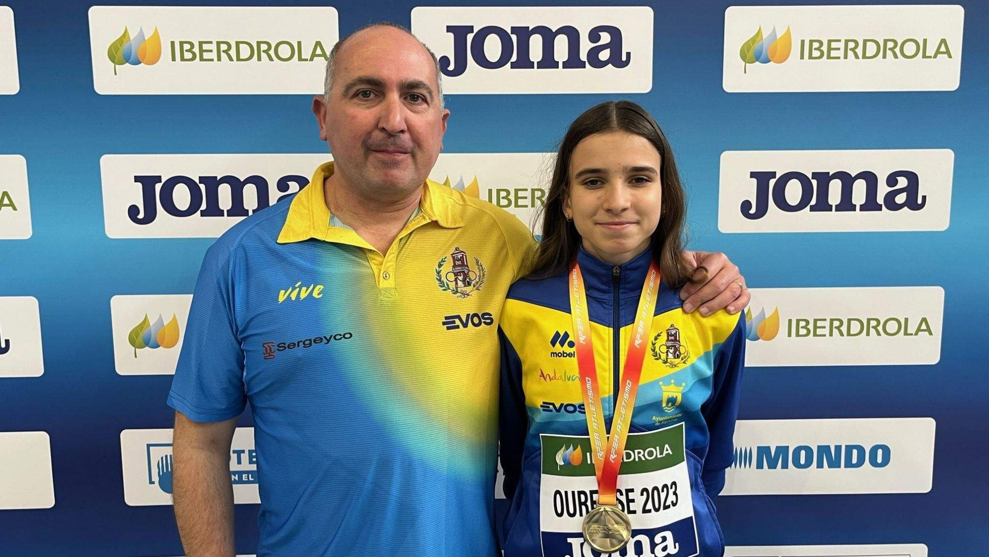 María Regina Vargas-Machuca Trigo, con Antonio Arjona