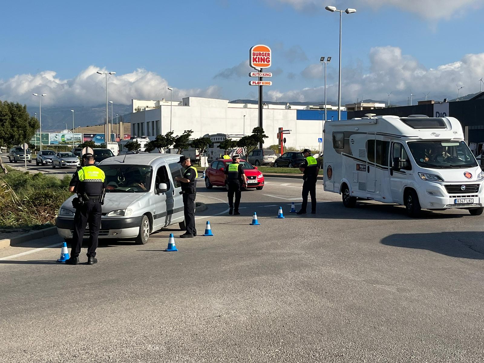 CAMPAÑA DGT DISTRACCIONES AL VOLANTE  (4)