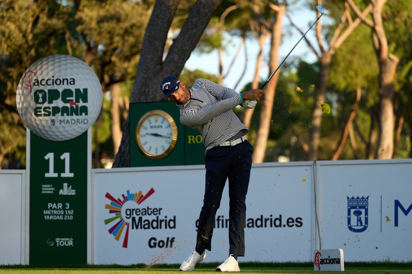 Álvaro Quirós, saliendo del tee del hoyo 11 del Acciona Open de España