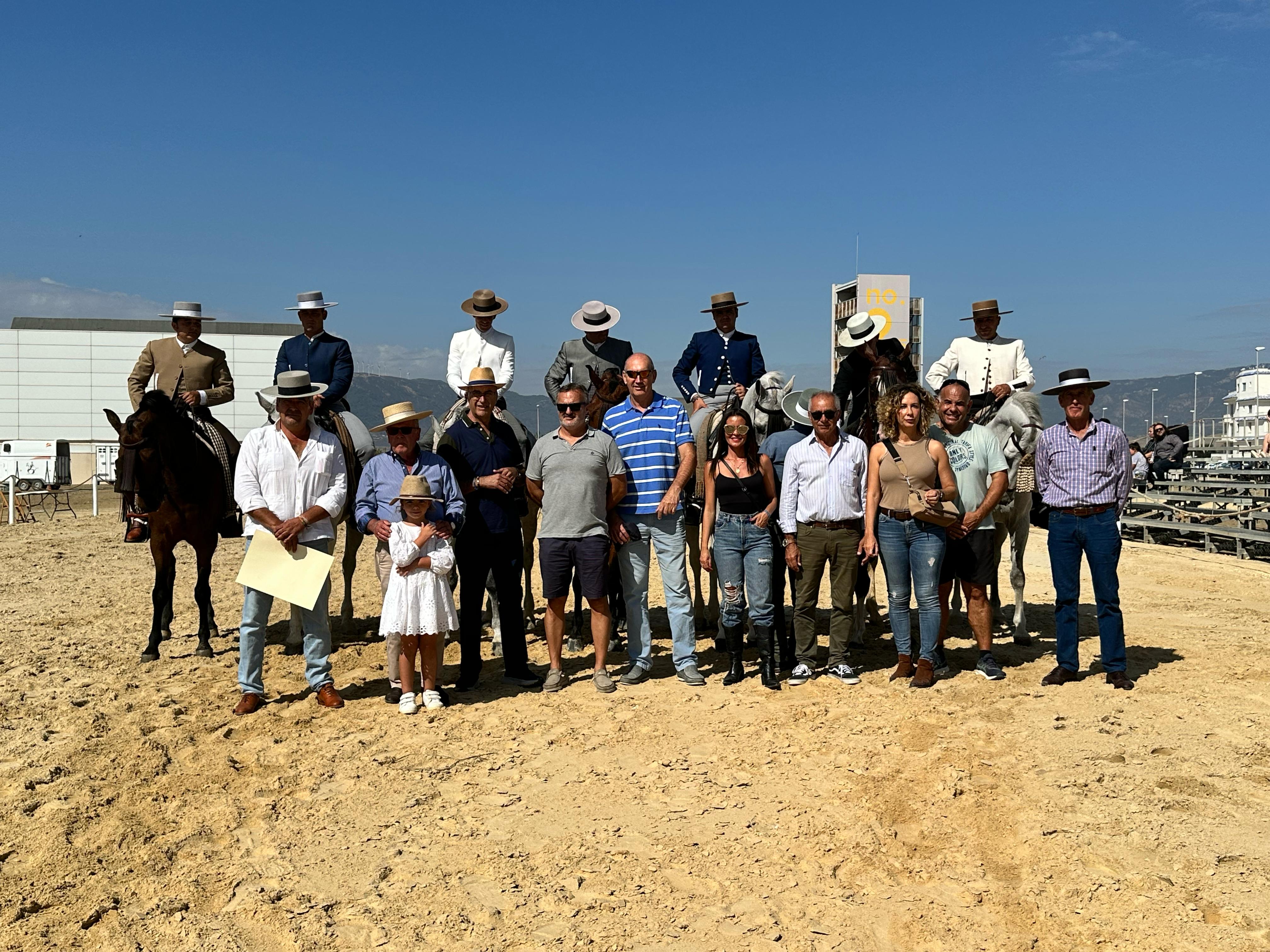 CONCURSO DOMA VAQUERA GRUPO