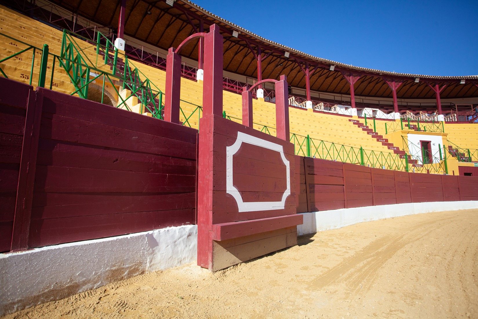 Plaza de toros El Arenal, de La Línea. La Línea destinará 445.000 euros de Diputación a un proyecto de musealización de la Plaza El Arenal
