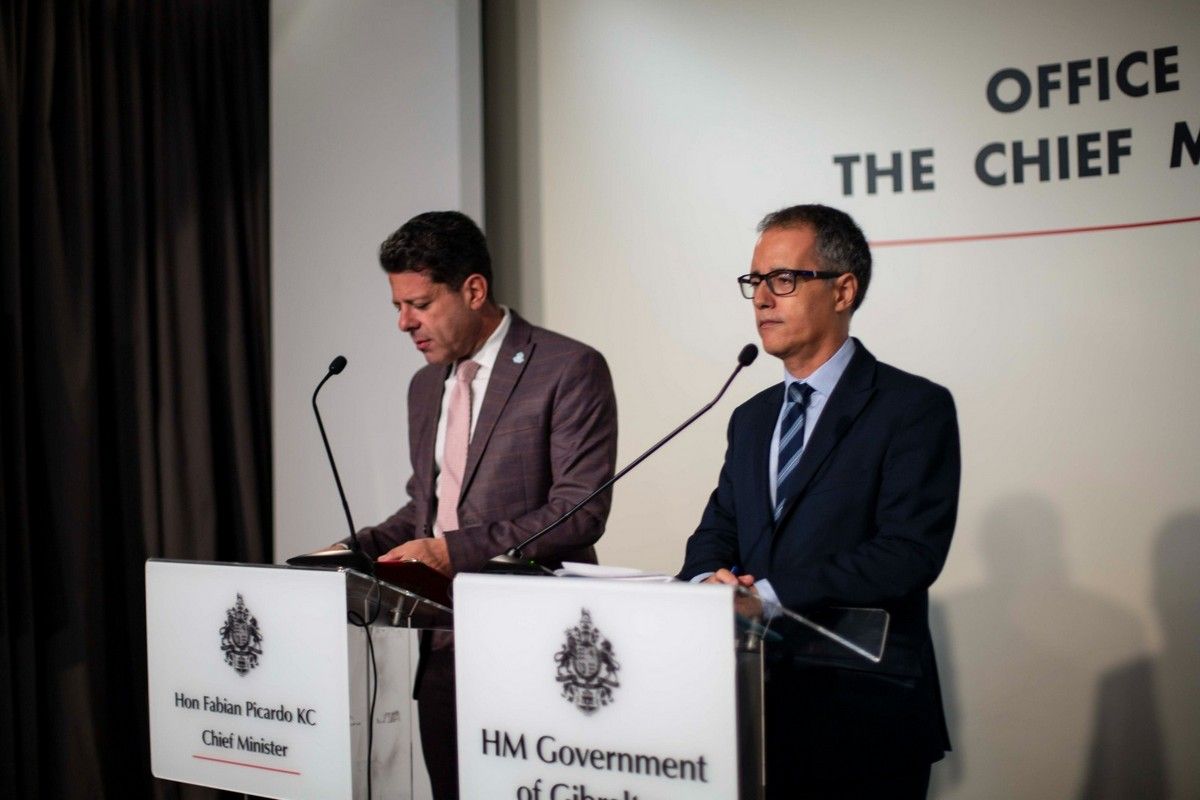 Fabian Picardo y Joseph García,  en imagen de archivo. El Viceministro de Gibraltar: "Mantener el statu quo de Gibraltar con la UE no es una opción"
