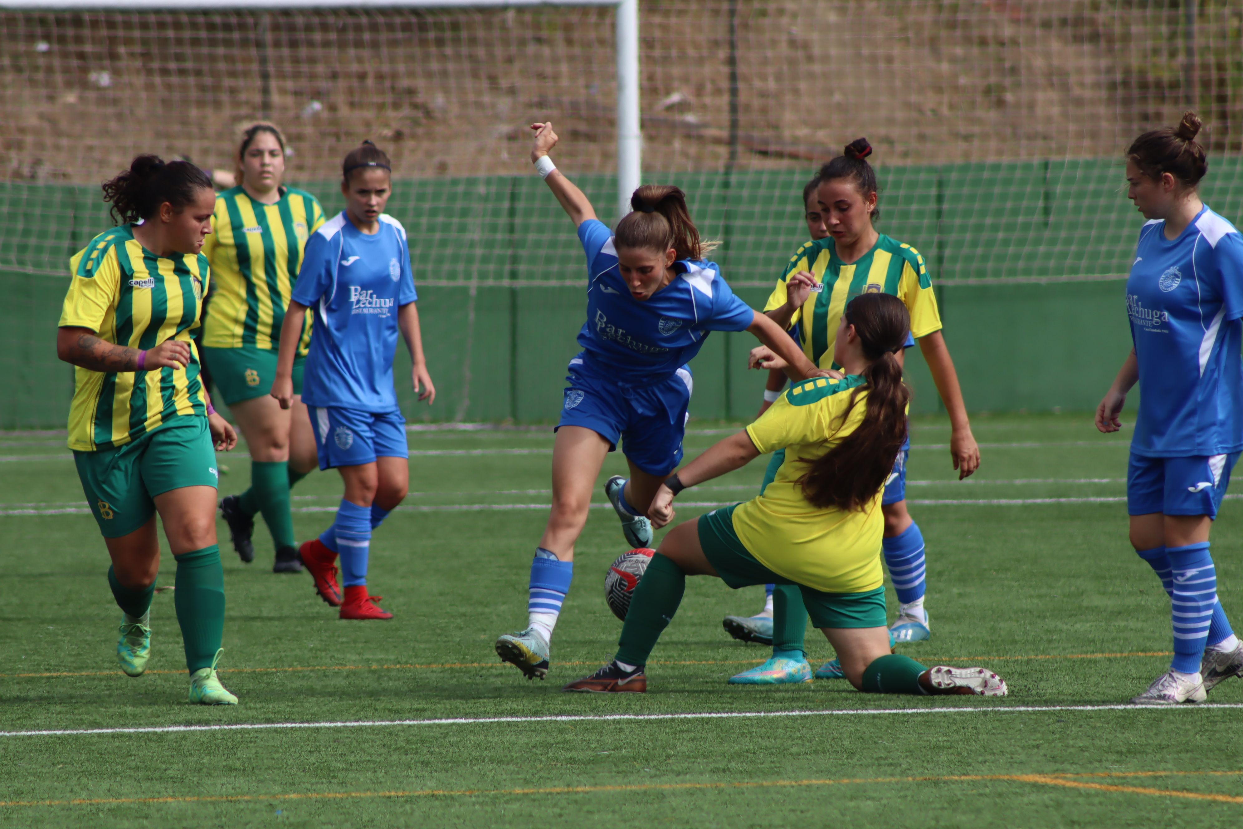Un lance del UD Los Barrios - Sporting Trebujena/Foto: Axel S.C.