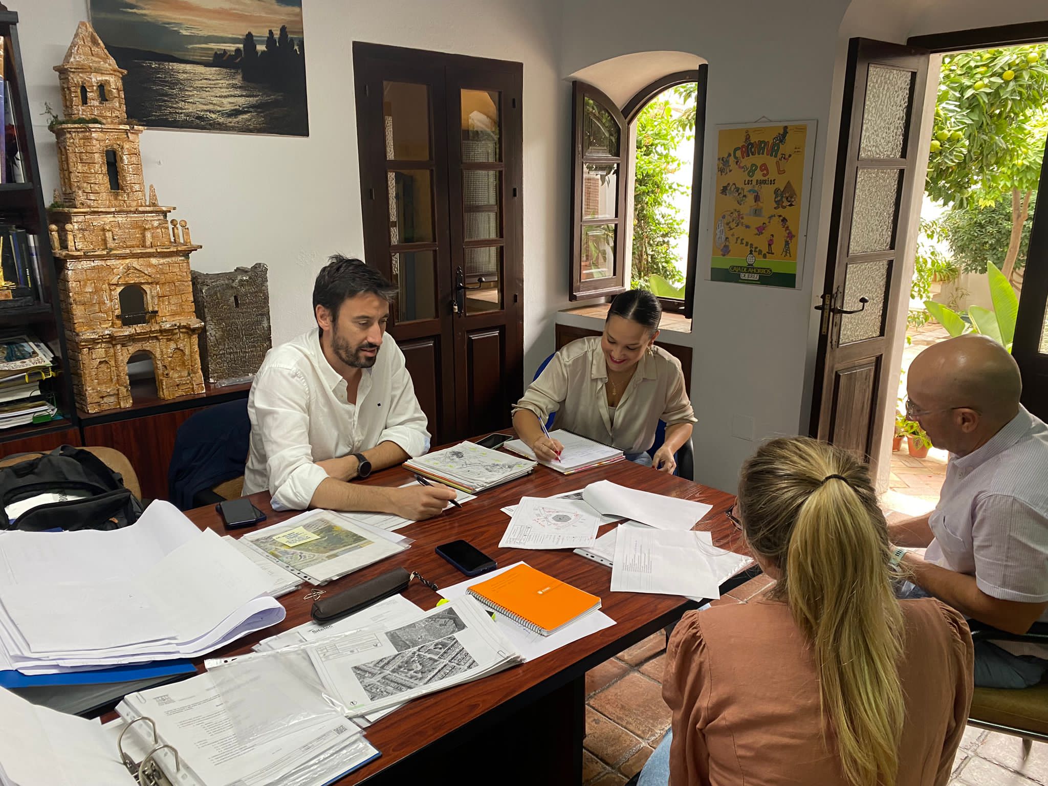 Reunión Parques infantiles.