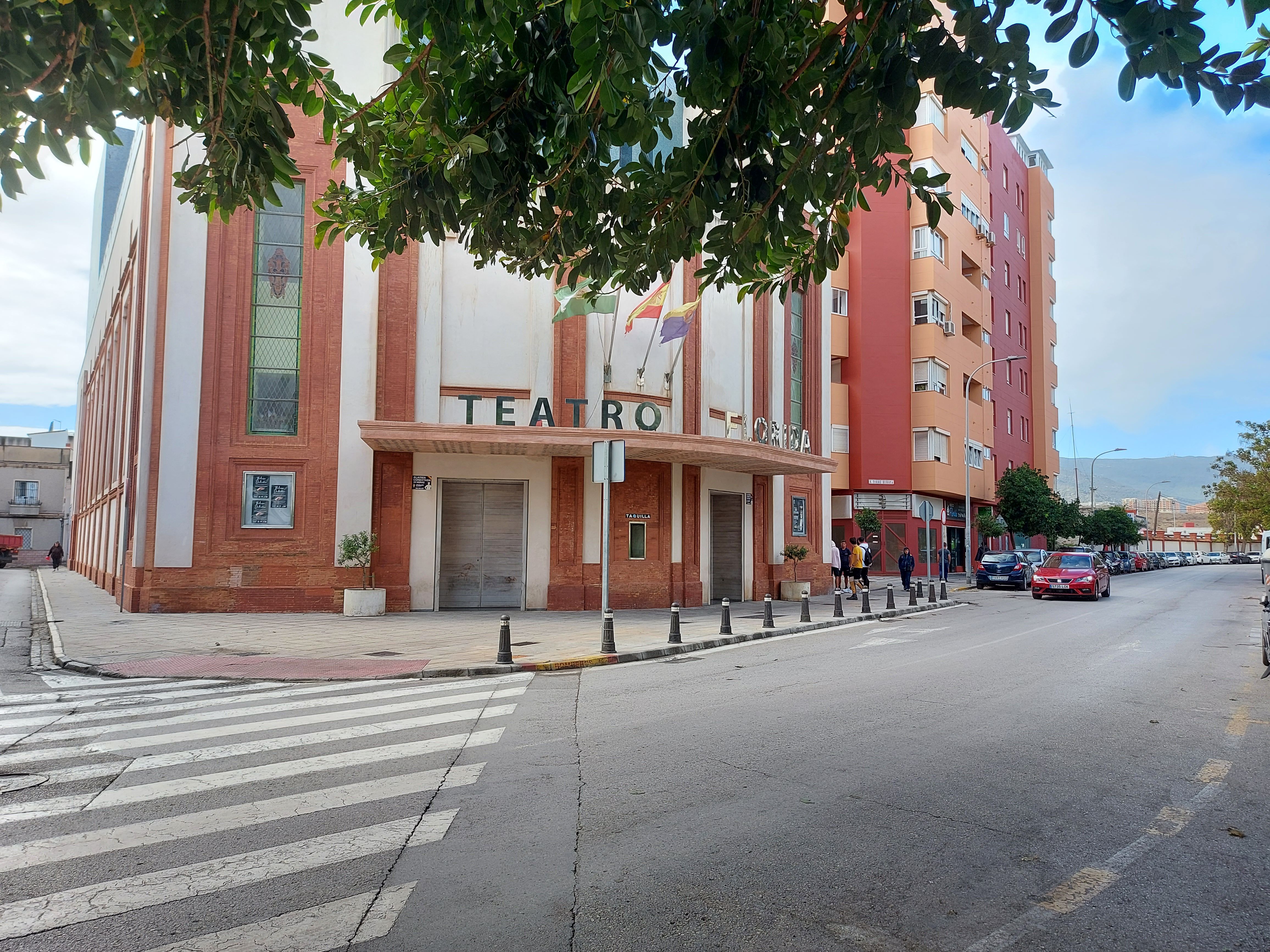 Fachada del Teatro Florida. Algeciras. Imagen: B.J./8Directo. 