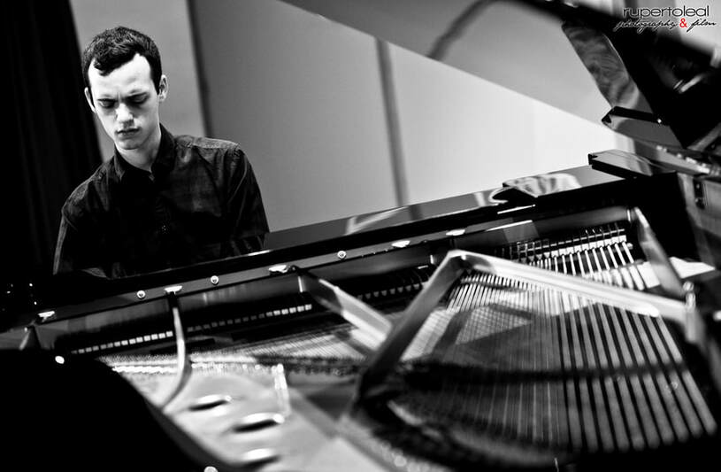 Juan Miguel Moreno Camacho homenajeará a Ligeti en el segundo de los conciertos del III Ciclo de Grandes Pianistas 'Salvador Román'.