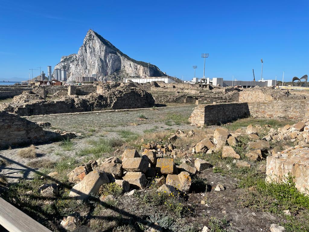 En esta imagen, ruinas del Fuerte de Santa Bárbara.