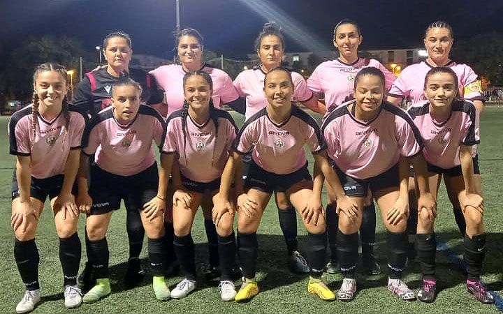Formación del Linense FC Bolivia en El Puerto de Santa María