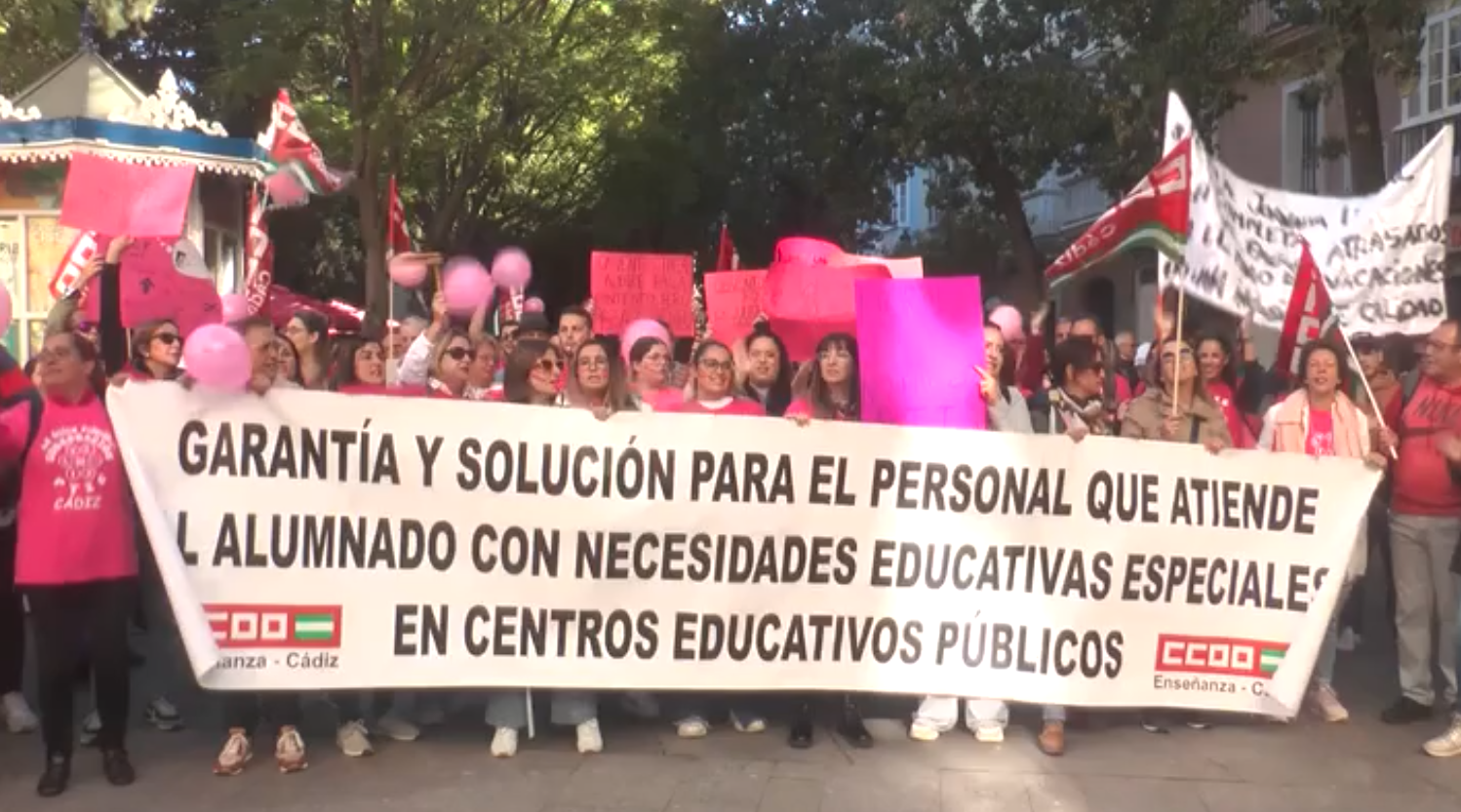 Las monitoras de educación especial dicen 'basta' a la precariedad laboral de la subcontrata de la Junta 