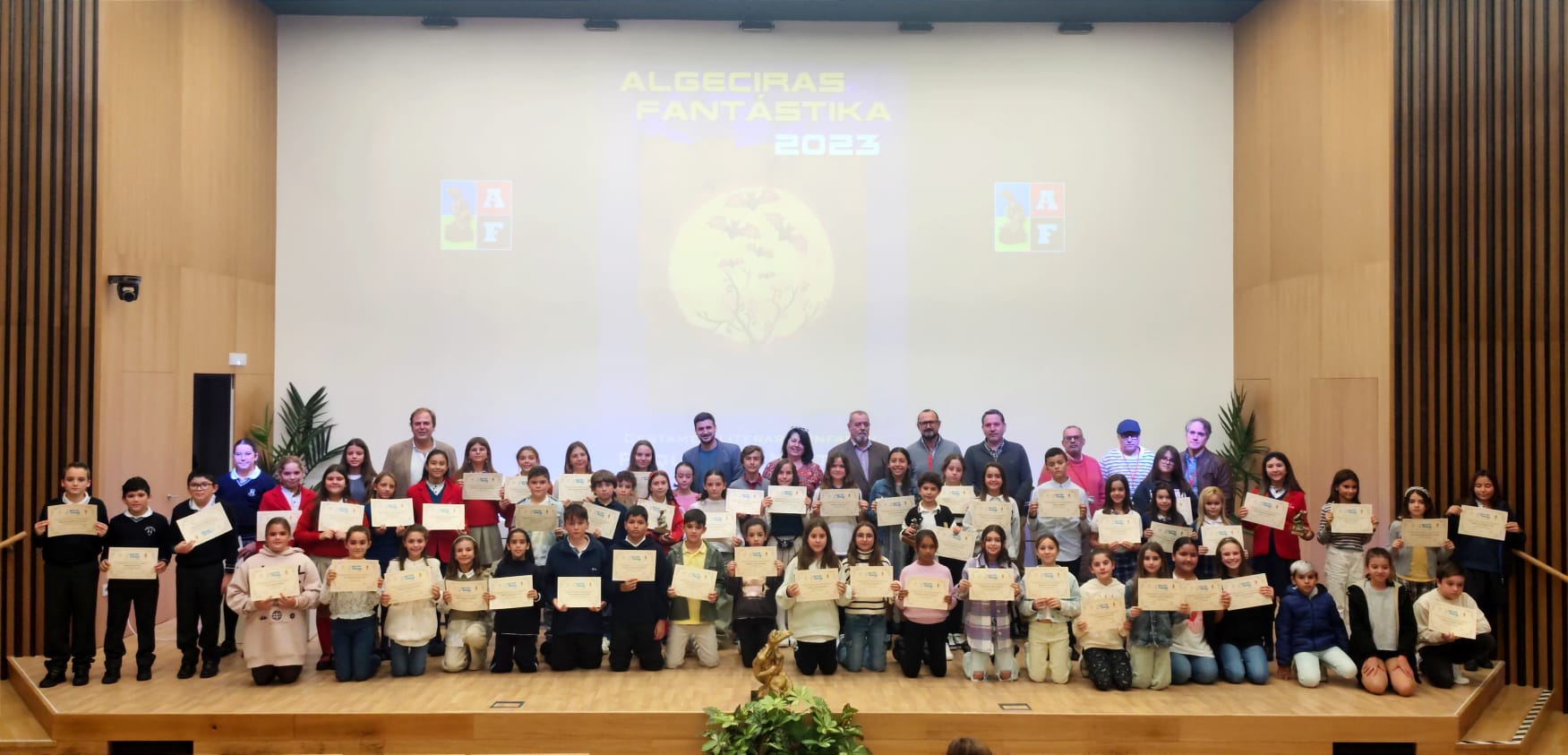 Entrega de premios del Certamen Literario Infantil 'Pequeños Místicos'.