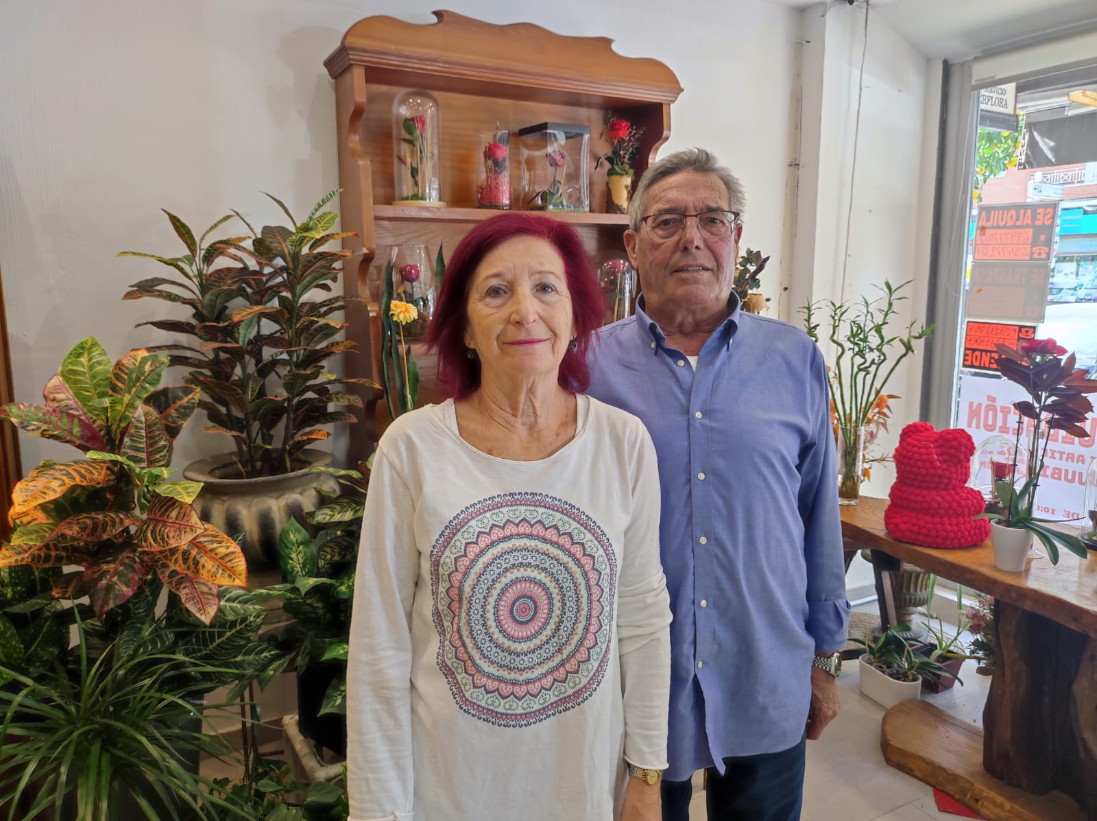 Carlos y Marisol, dueños de Las Petunias.