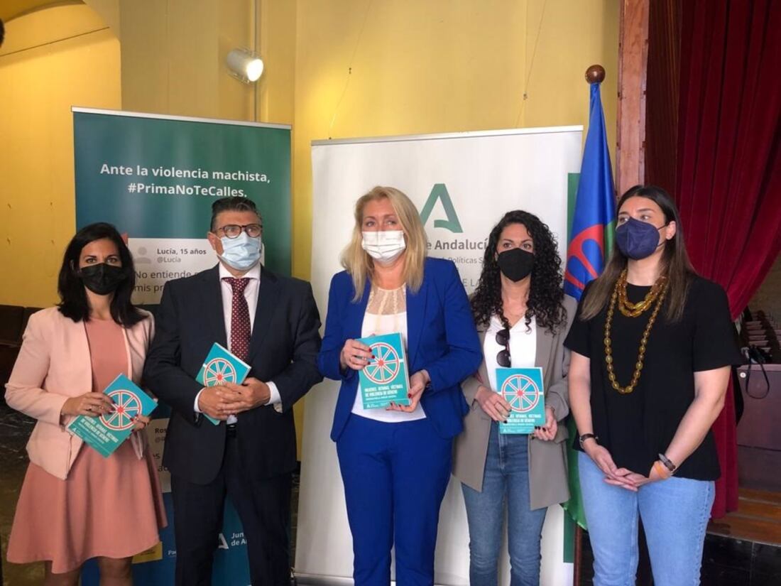 Andalucía elabora el primer protocolo para la atención personalizada de mujeres gitanas que sufren violencia de género