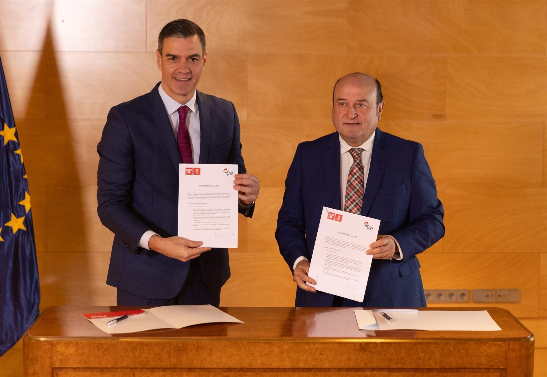 El presidente del Gobierno en funciones y candidato a la reelección, Pedro Sánchez , y el presidente del PNV, Andoni Ortuzar - Eduardo Parra - Europa Press.