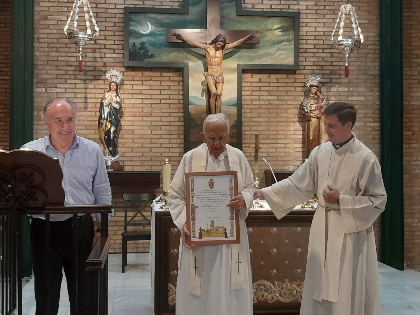 Pesar en Algeciras por el fallecimiento del sacerdote Francisco García Ruiz, el popular cura Paco