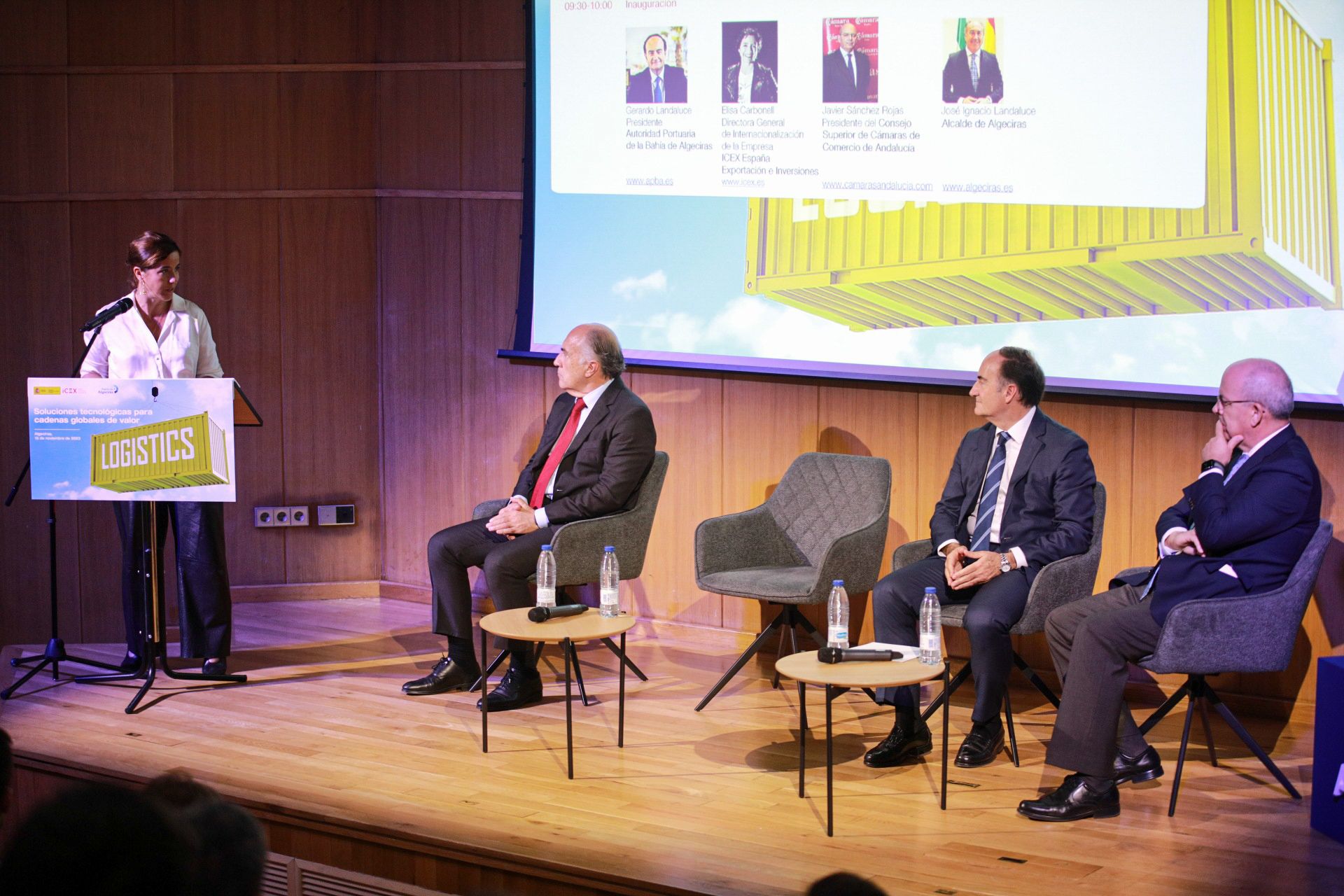 Multinacionales debaten en el Puerto de Algeciras sobre las tecnologías aplicables al transporte.