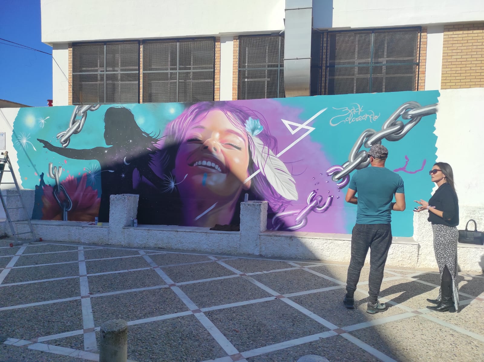 Arte para crear conciencia sobre la libertad de la mujer