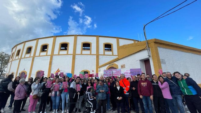 Protesta por la desatención de alumnos con discapacidad ante la falta de PTIS. Protesta por la desatención de alumnos con discapacidad ante la falta de PTIS.