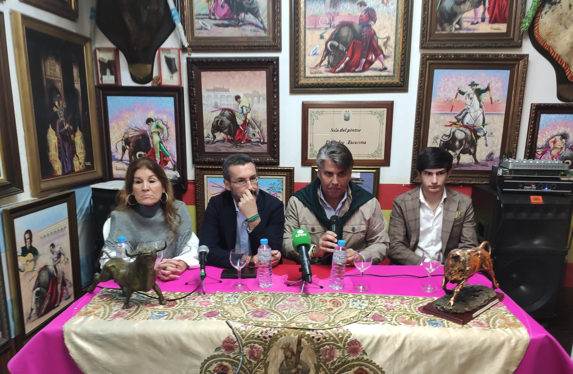 La joven promesa del toreo Marcos Pérez, en la novillada del 23 de marzo en La Línea.