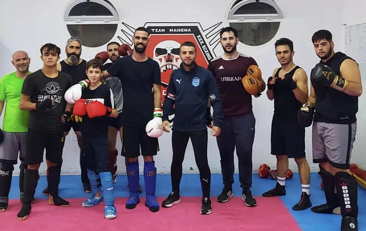 Don Príncipe organiza en Los Barrios el Torneo Navideño de Kick Light y Light Contact