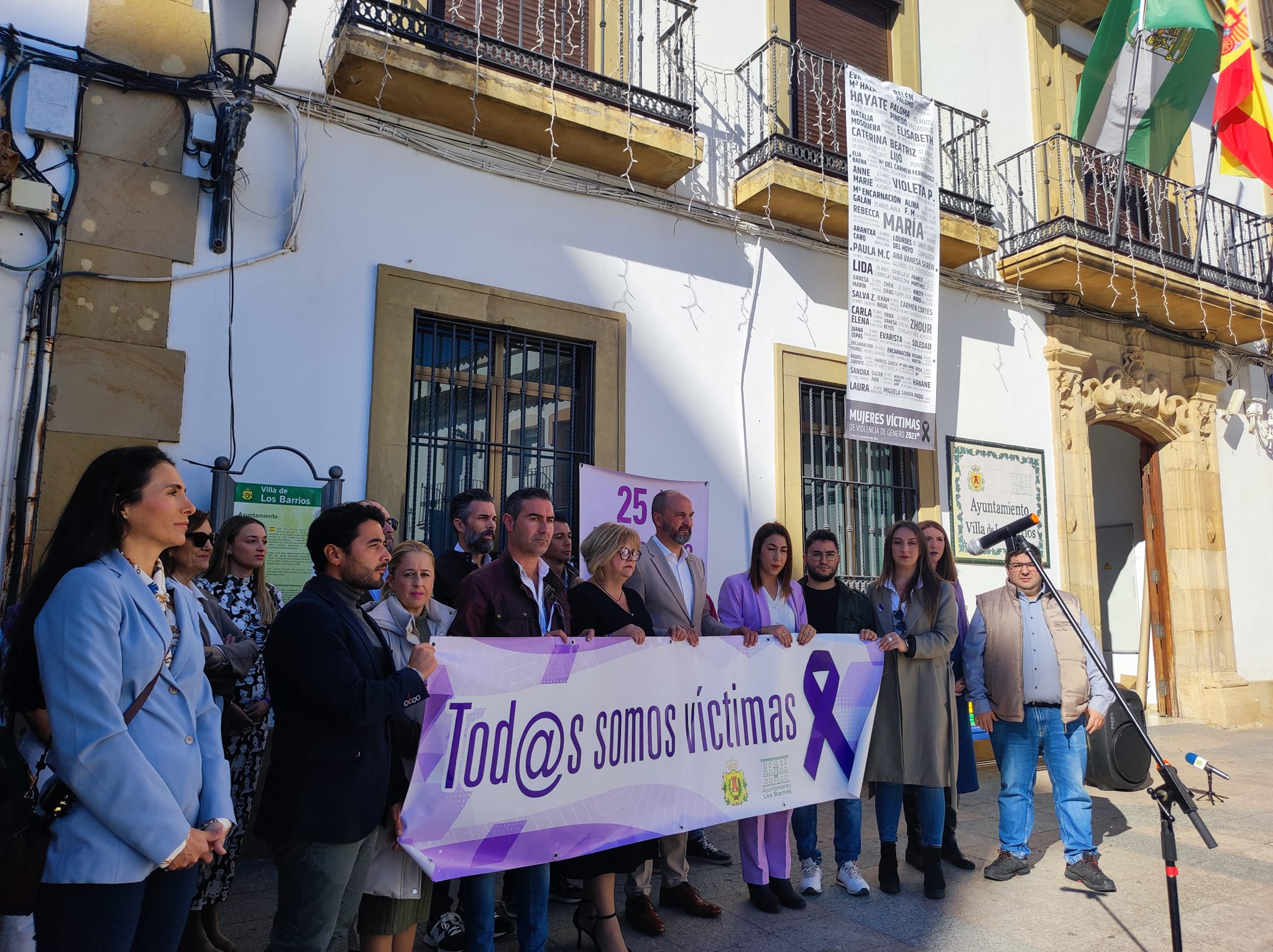 Los Barrios alza la voz contra la Violencia de Género en el 25N