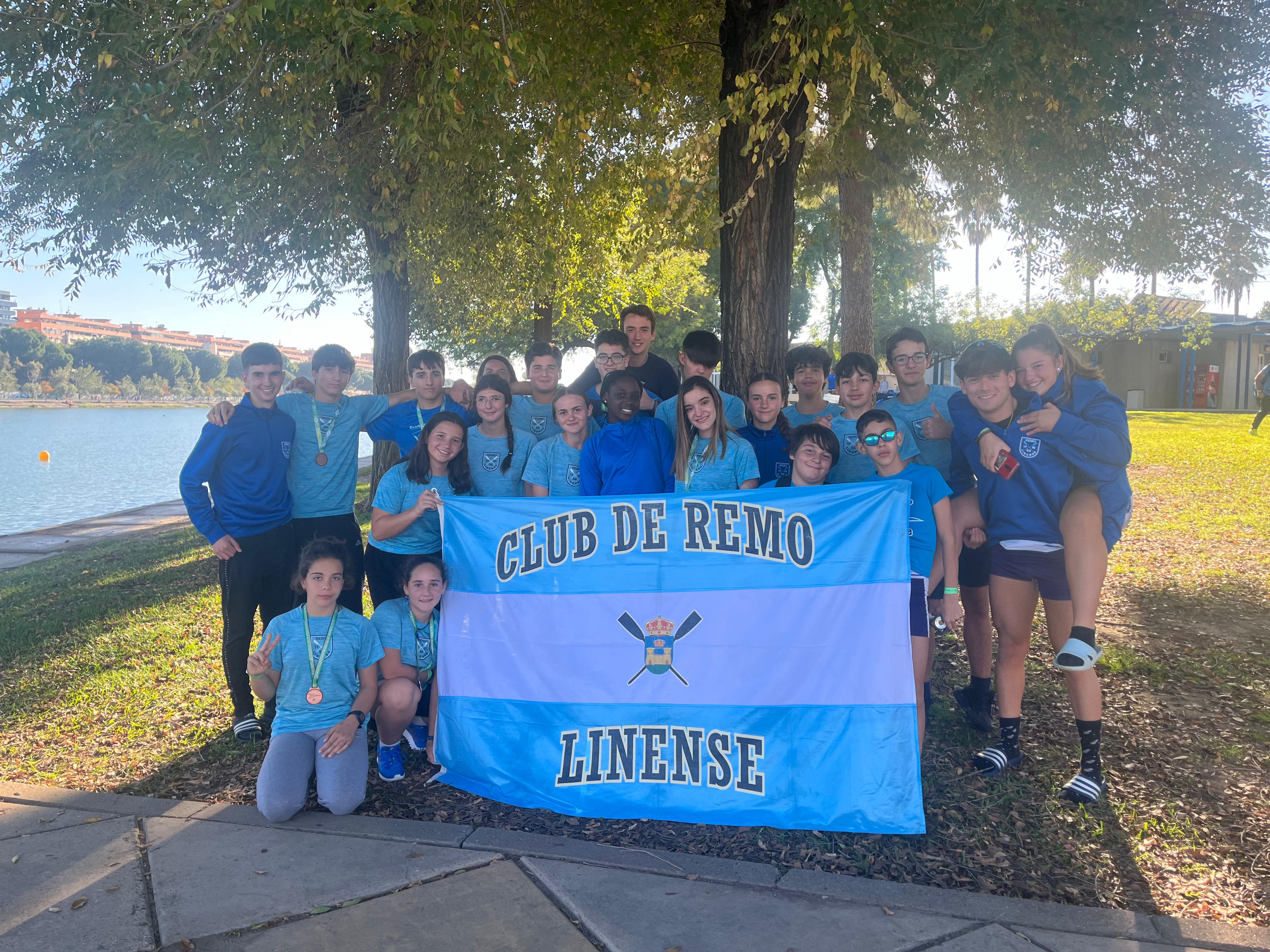 Una plata y tres bronces para el Club de Remo Linense en el Andaluz de Larga Distancia