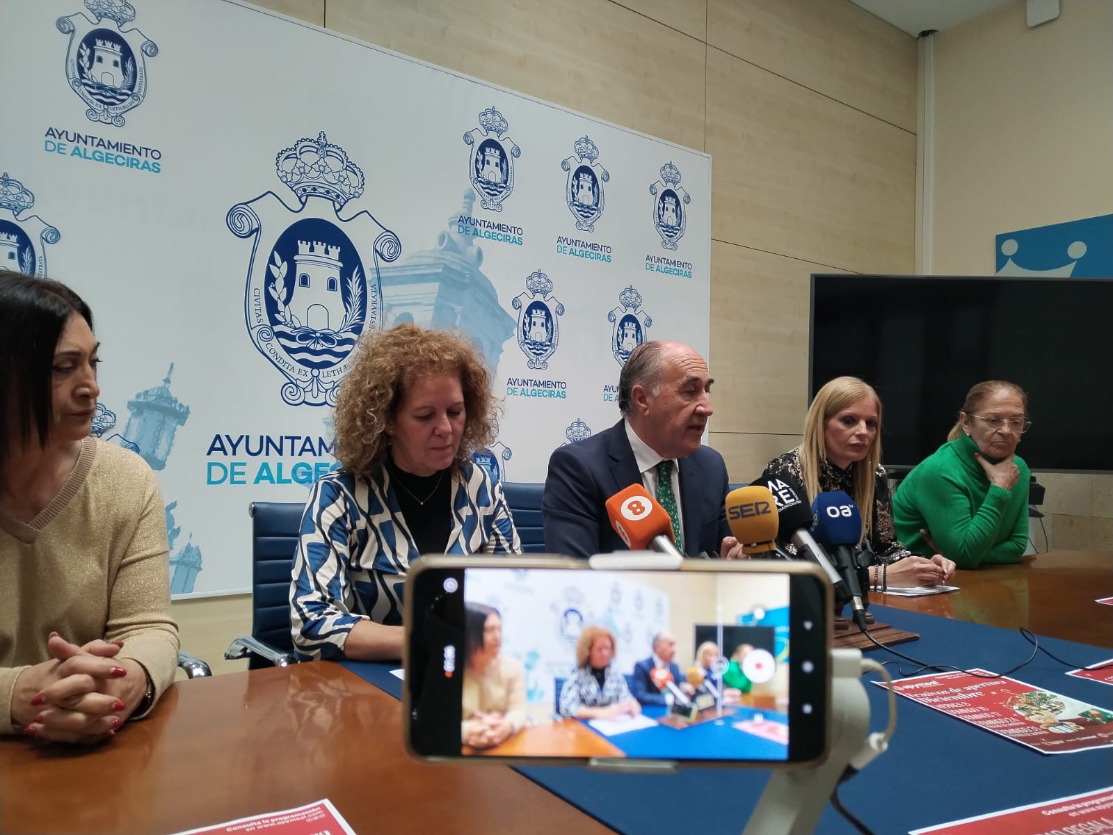 Presentación de la campaña de Navidad de Apymeal.