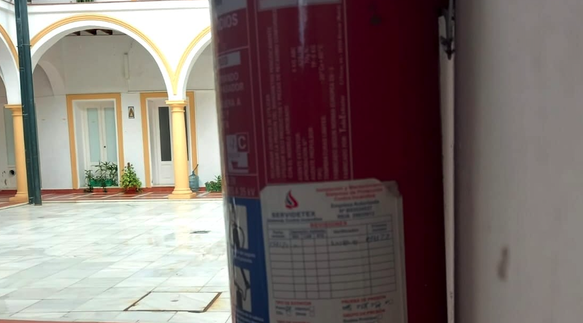 El PSOE de Algeciras lamenta que los extintores de los edificios públicos estén sin la revisión en regla