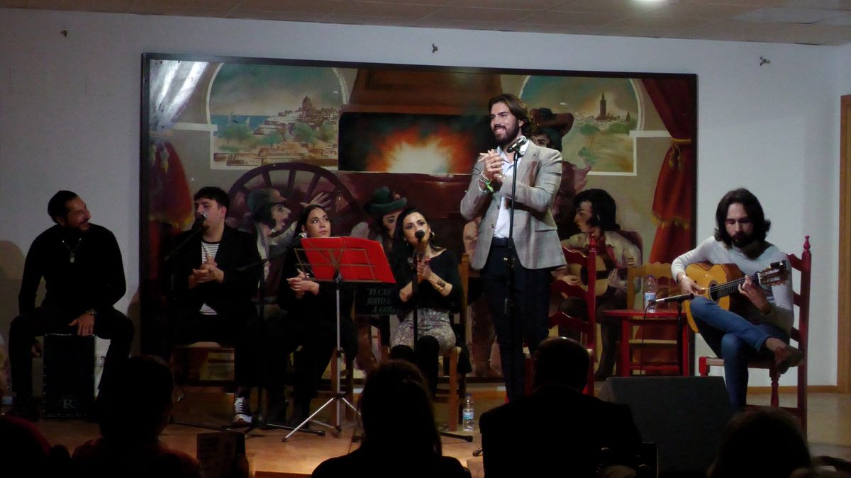 Y llegó la Navidad a la Peña Flamenca sanroqueña con José 'el Berenjeno'